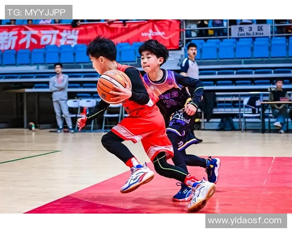 余嘉豪的成长之路与篮球梦想的追逐历程 余嘉豪的成长之路与篮球梦想的追逐历程