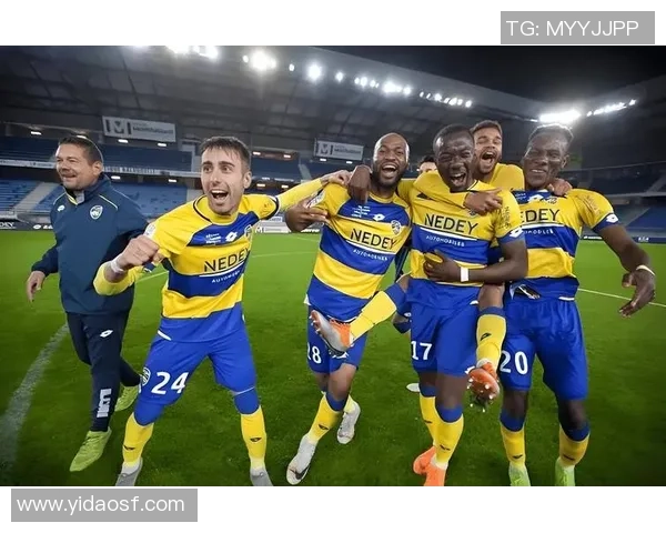 克莱蒙与沙托鲁的激烈对决展现法乙联赛的精彩与悬念