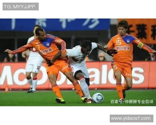 新泻与水户足球队实力对比及近期表现分析探讨