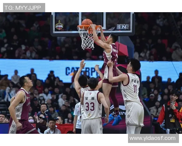 2020CBA新疆队与青岛队激战回顾精彩瞬间与赛场亮点分析 2020CBA新疆队与青岛队激战回顾精彩瞬间与赛场亮点分析