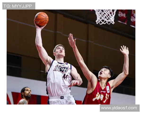 加沙与普马斯精彩对决直播全程回顾与分析