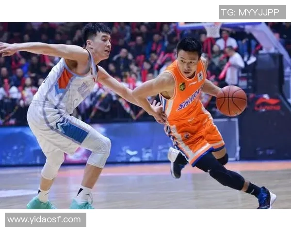 重庆篮球队阵地战体系解析与战术创新探讨